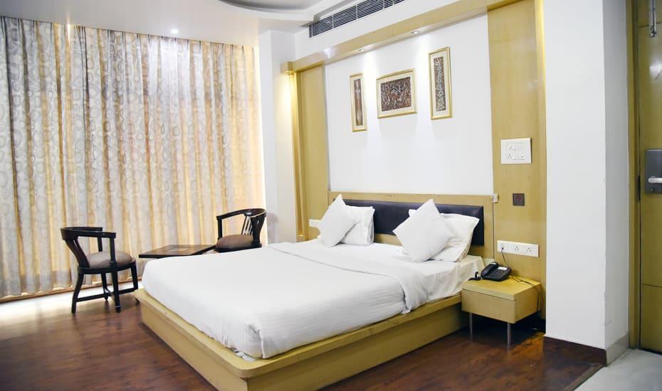 Hotel Parth Inn Ghaziabad Exterior foto