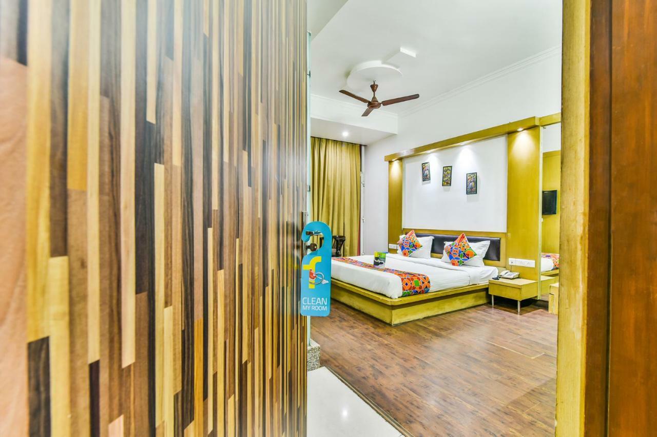 Hotel Parth Inn Ghaziabad Exterior foto