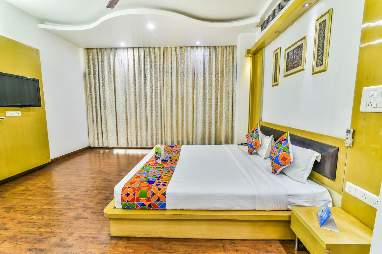 Hotel Parth Inn Ghaziabad Exterior foto